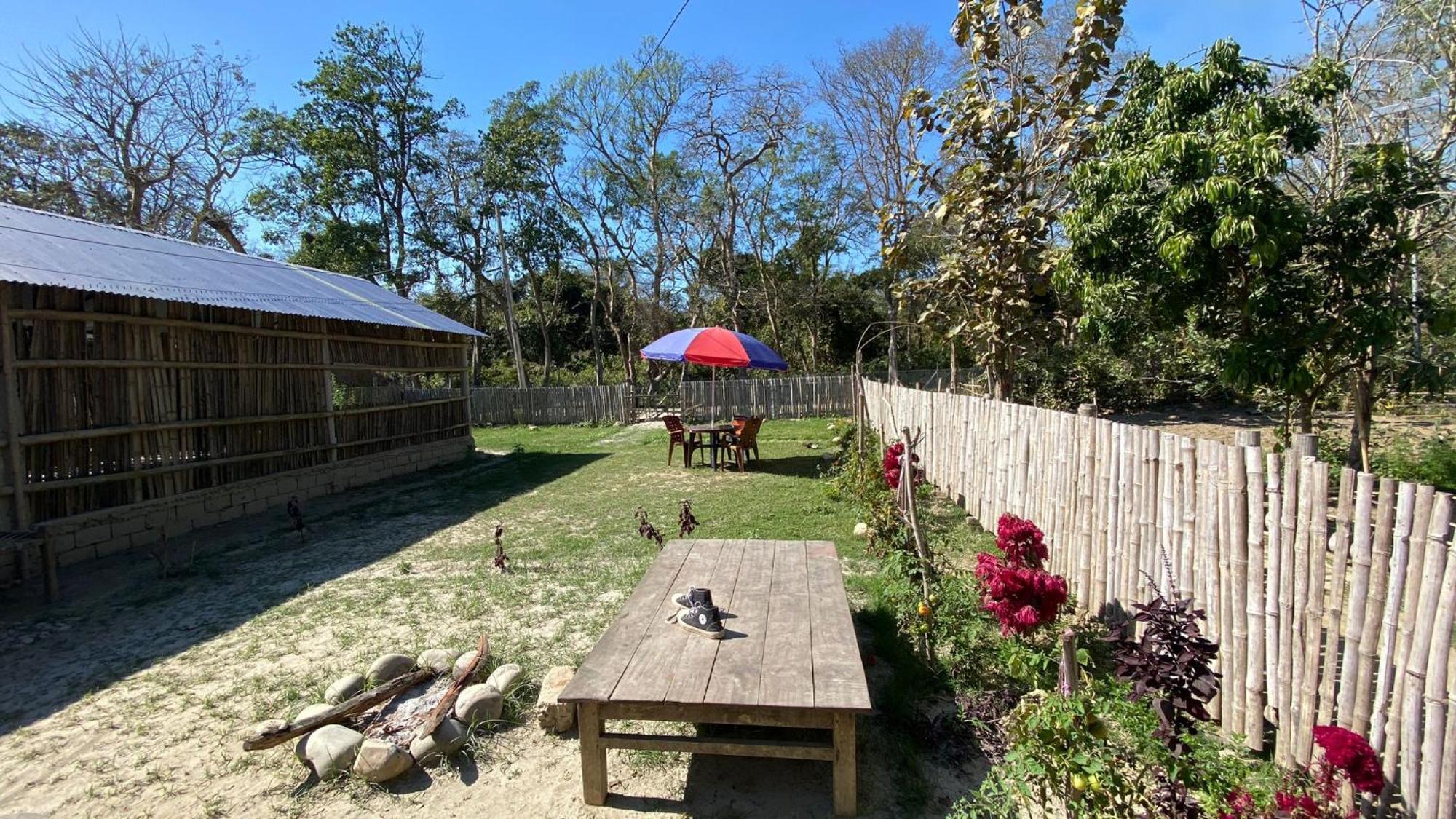 Nanu'S Bardiya Homestay Kültér fotó